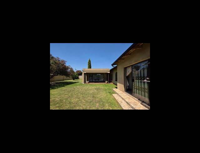 3 BEDROOM HOUSE FOR SALE IN DAWN PARK